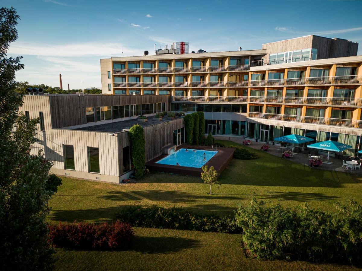Georg Ots Spa Hotel กูรัซซาเร ภายนอก รูปภาพ